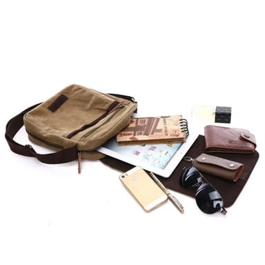 Sportig crossbody väska i canvas och läder Svart