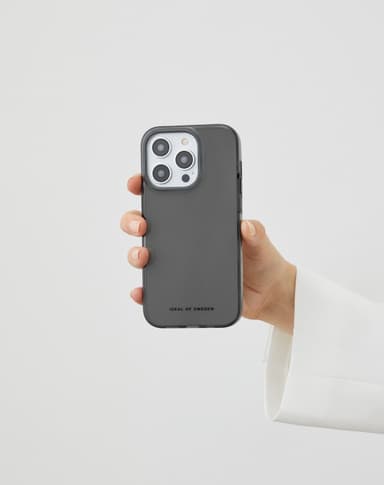 Clear Case iPhone 15PL Tinted Black