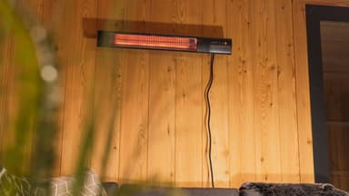 Sunred Värmare mörk vägg svart 2500 Watt