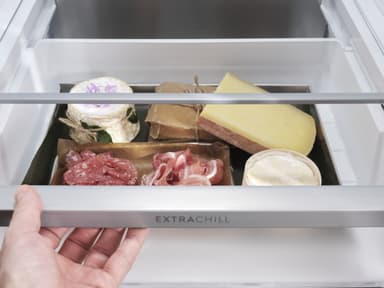 Electrolux Serie 800 Kylskåp LRC8MD39B (Svart rostfritt stål)