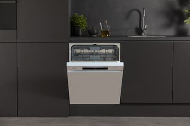 Hisense Diskmaskin HBU663BW (vit)