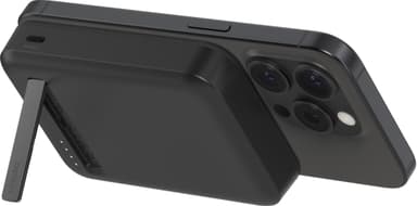 Belkin BoostCharge Pro 8K Magnetic Qi2 powerbank (svart)