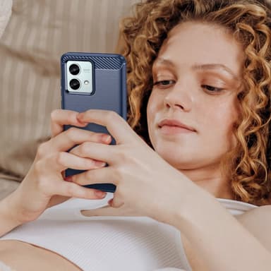 SKALO Motorola Moto G84 5G Armor Carbon Stöttåligt TPU-skal - Blå