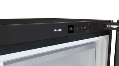 Miele Frysskåp FNS 4782DN (svart)