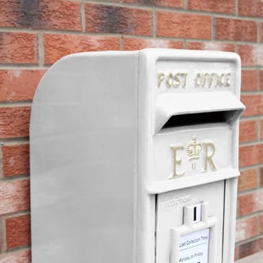 Vit Royal Mail Postbox
