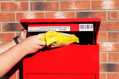 Paketlåda Postlåda Röd