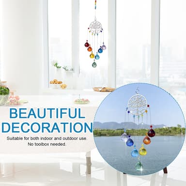 Suncatcher ljusfångare med träd och färgglada glasprismor