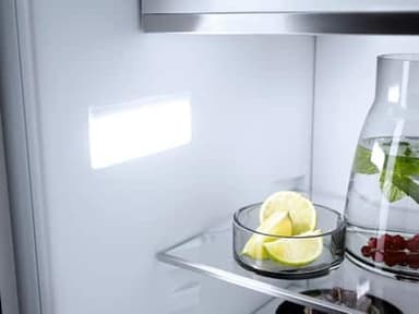 Miele Kylskåp K7743E (integrerad)