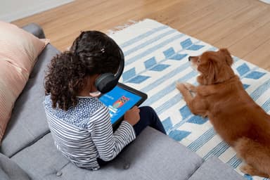 Belkin SoundForm Mini trådlösa on-ear-hörlurar (svart)
