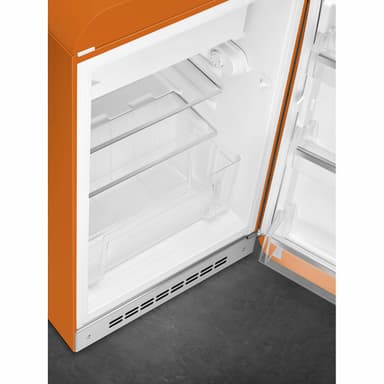 Smeg 50's Style Kylskåp med frysfack FAB10ROR6 (orange)