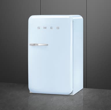Smeg 50's Style Kylskåp med frysfack FAB10RPB6 (pastellblå)