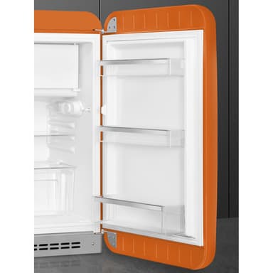 Smeg 50's Style Kylskåp med frysfack FAB10ROR6 (orange)