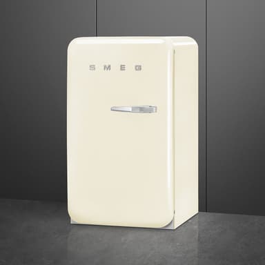 Smeg 50's Style Kylskåp FAB10HLCR6 (kräm)