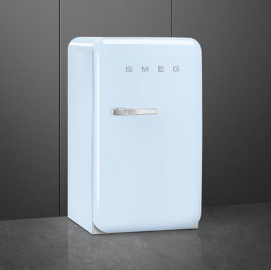 Smeg 50's Style Kylskåp med frysfack FAB10RPB6 (pastellblå)