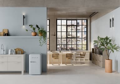 Smeg 50's Style Kylskåp med frysfack FAB10RPB6 (pastellblå)