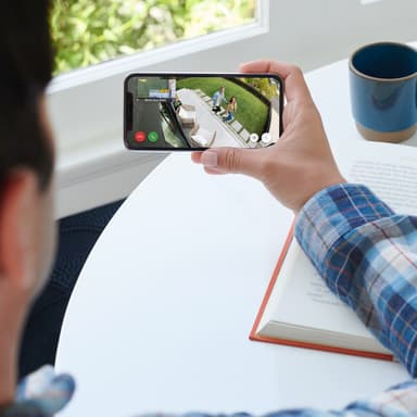 Ring Spotlight Cam Pro säkerhetskamera (vit/trådbunden)