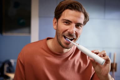 Philips Sonicare Series 7100 eltandborste HX742002 (vit)