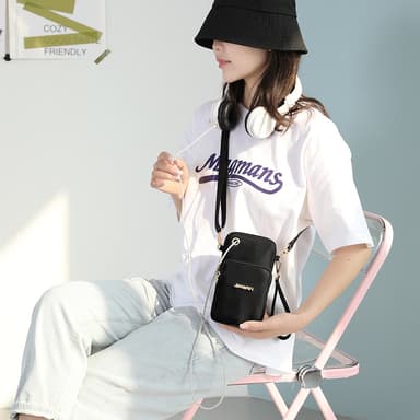 Multifunktionell Mobilväska med Crossbody-rem Svart