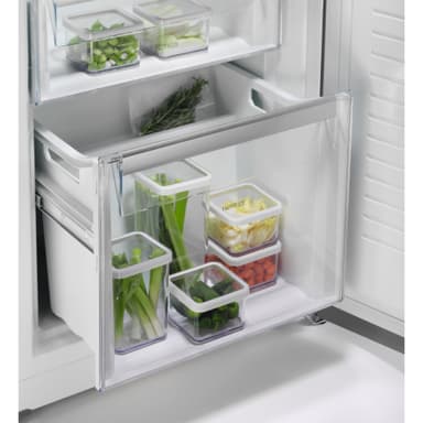 Electrolux Serie 600 Frysskåp LUC4NE23XL (rostfri)