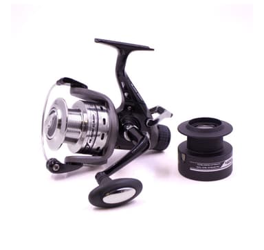 Rulle SWD ZHIBO Black Carp 400 3+1BB