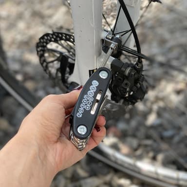 16 i 1 stål cykel Multitool Reparationsverktyg (Svart)