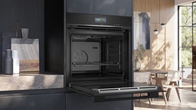 Siemens IQ700 Inbyggnadsugn HR736G1B1 (svart)