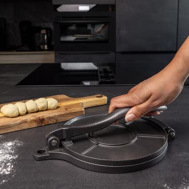 Tortilla Press Empanada tillverkad av järn (Svart)
