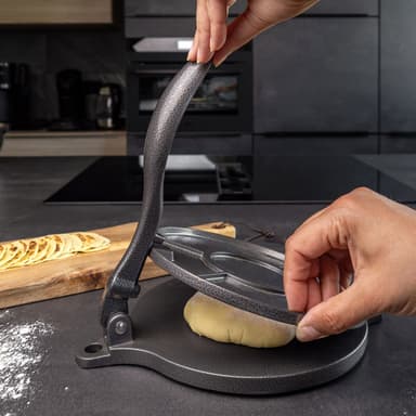 Tortilla Press Empanada tillverkad av järn (Svart)