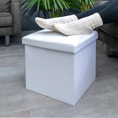 Hopfällbar Sittpall 38x38x38 cm Fotstöd (weiß)