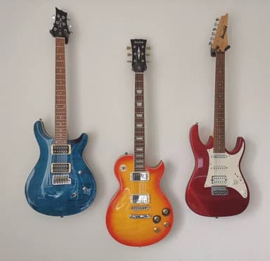 Universell gitarrhängare Svart 2-pack