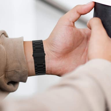Garmin VivoActive 4 armband rostfritt stål Svart