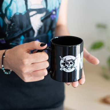 Grupo Erik One Piece mugg (Logo)