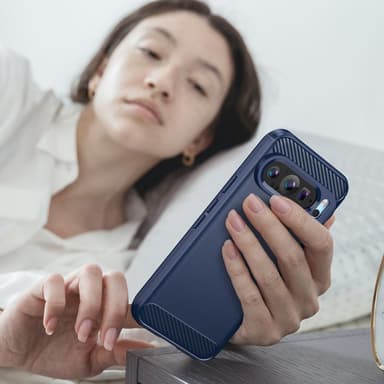SKALO Google Pixel 9/9 Pro Armor Carbon Stöttåligt TPU-skal - Blå