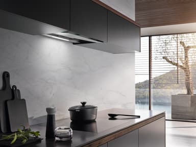 Miele Vägghängd Köksfläkt DAS 4640 (Glas 56cm)