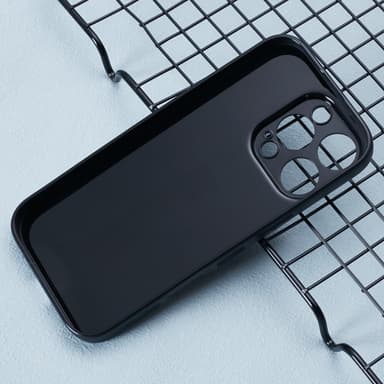 SKALO iPhone 16 Pro Carbon Fiber TPU-skal - Svart