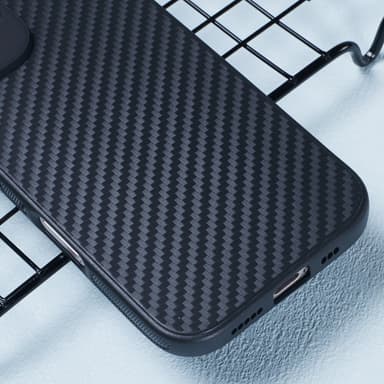 SKALO iPhone 16 Carbon Fiber TPU-skal - Svart