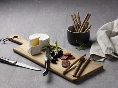 HOLM Serving board 46 x 15 x 1.5 cm Acacia wood
