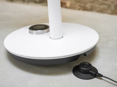 Duux Whisper Flex Stand fan w. Battery pack White