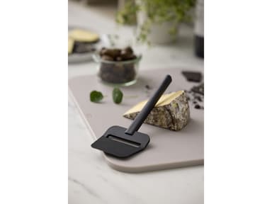 Rosti Emma Cheese plane 19 cm Black