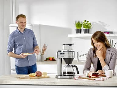 Severin Caprice Coffee machine 1450 watt Steel