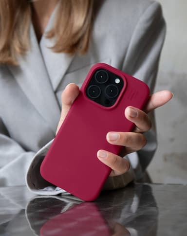 Silicone Case MagSafe iPhone 16PR Cranberry
