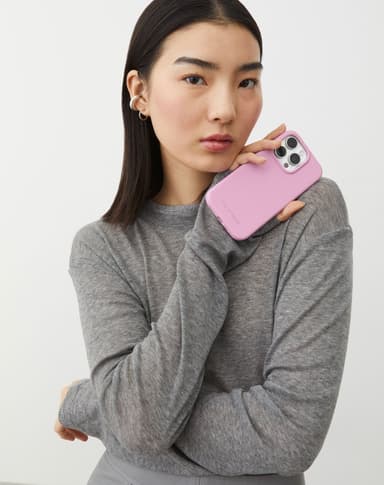 Silicone Case iPhone 16PL Bubblegum Pink
