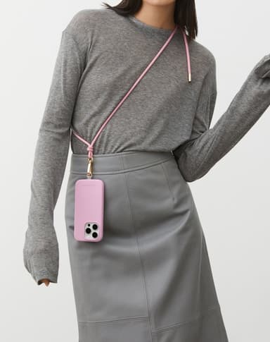 Silicone Case MagSafe iPhone 16PL Bubblegum Pink