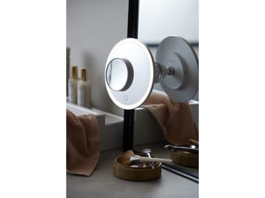 Nordic Sense Makeup Mirror w. light White