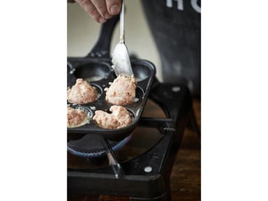 HOLM Pancake puffs pan 33 x 19 x 4,6 cm Black