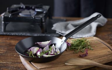 HOLM Frying pan Dia 24 x 4,4 cm Black