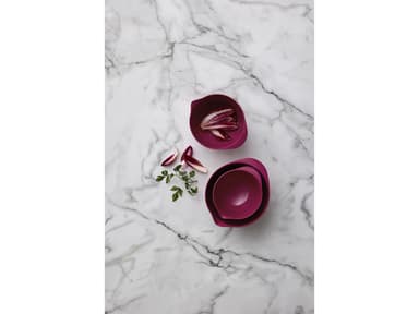 Rosti NEW Margrethe Mixing bowl 2 liter Beetroot