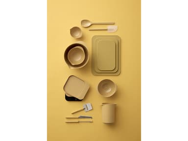 Rosti Emma Cheese plane 19 cm Curry