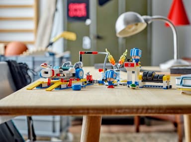 LEGO Super Mario Mario Kart – Toads Garage 72035