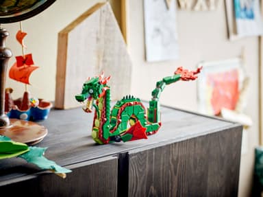LEGO Creator Medeltida drake 31161